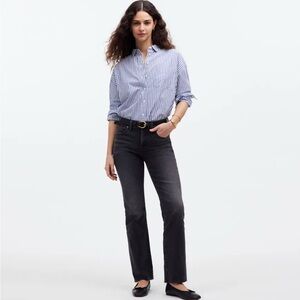 Madewell kick out crop jeans in washed black raw hem - size 28
